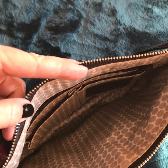 Dark bing cherry red patent Brighton handbag - Picture 6 of 9